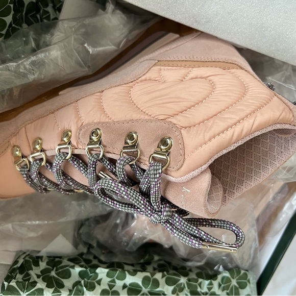 Wynter Hiking Boots - Picture 7 of 7